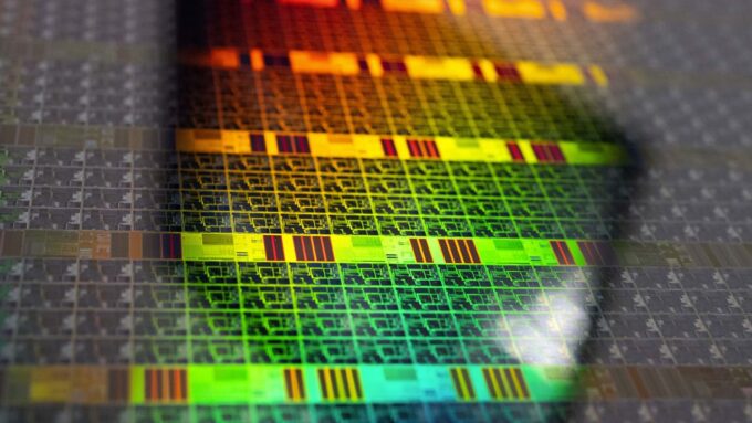 Çin'de geliştirilen DUV çip üretim makinesi