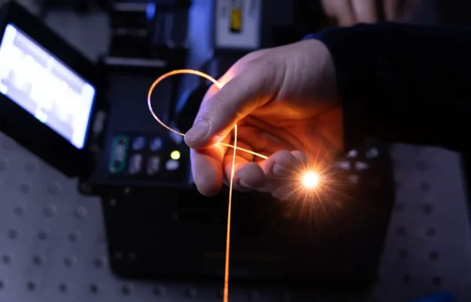 hollow-core fiber
