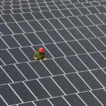 Tesla güneş enerjisi tesisi
