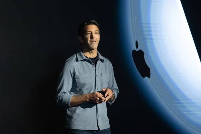 John Ternus Apple CEO